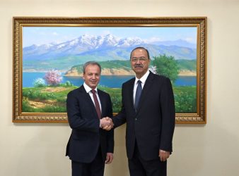 FIDE President visits Uzbekistan