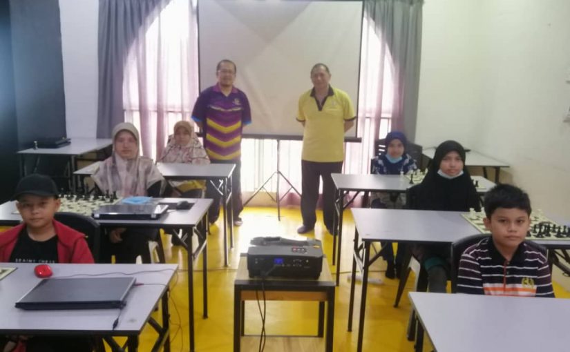 9 Share Lead in 1st Philippine Hybrid Chess Club Championship