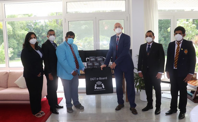 German Ambassador donates chess equipment to the Sri Lankan Chess Federation