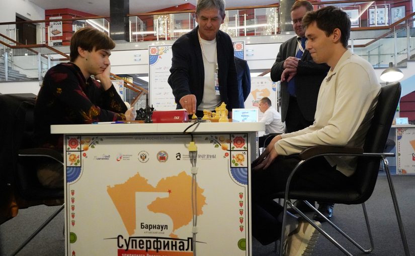 Andrey Esipenko and Vladislav Artemiev Lead Superfinal, Kateryna Lagno Leads Women